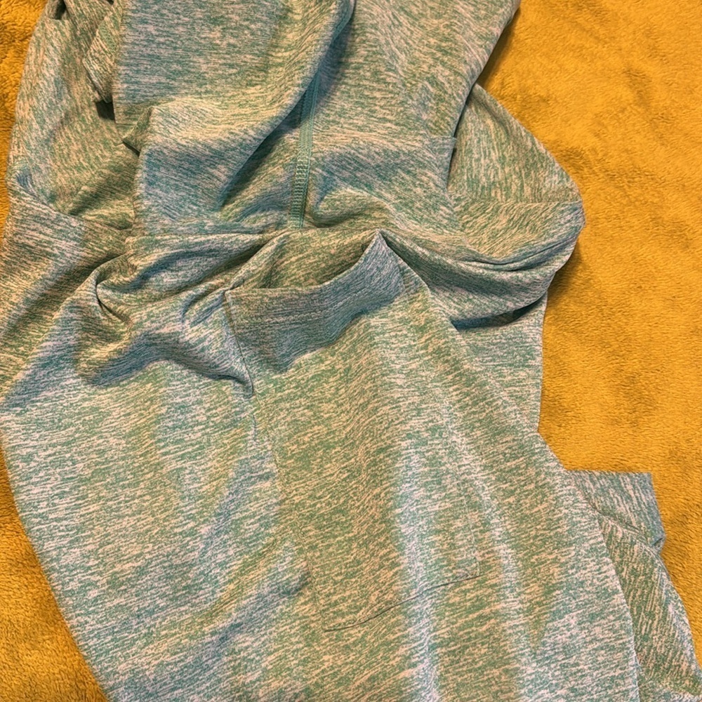 Kimmery Capri Leggings For Tennis or Golf, Deep Pocket on Right Side Sz M - Picture 4 of 7